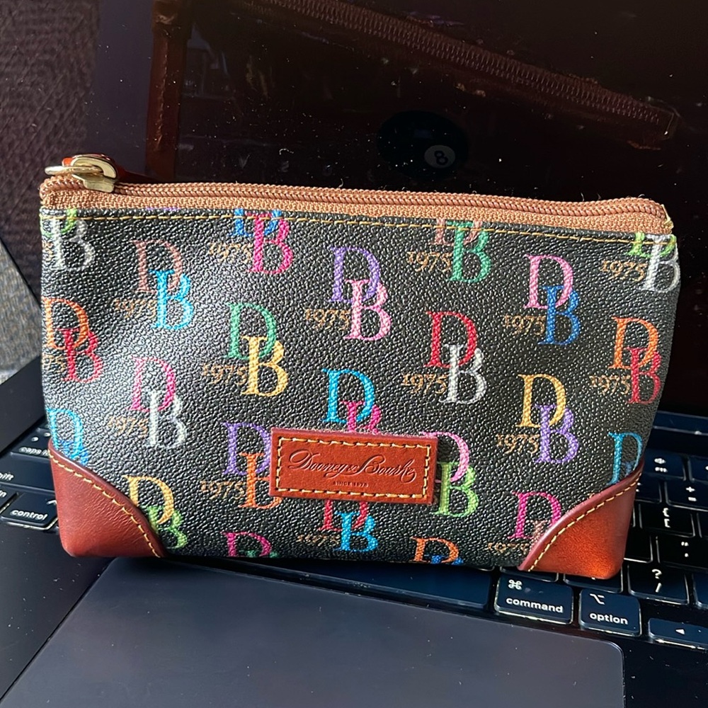 Dooney and Bourke DB 1975 Cosmetic Pouch
